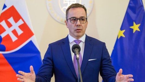 Istota pred Vianocami: Štát začal seniorom vyplácať 13. dôchodky