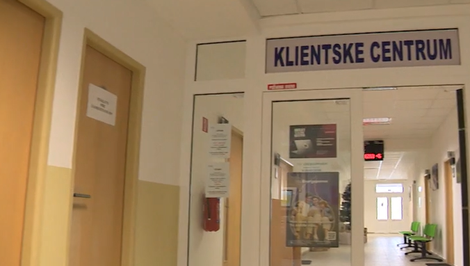 Úradníci v Hlohovci pracujú v nedôstojných podmienkach, voda a toalety nefungujú