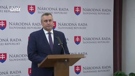 Danko k rozhodnutiu prezidenta nevymenovať Kuffu: Potrebuje ukazovať svoju pozíciu