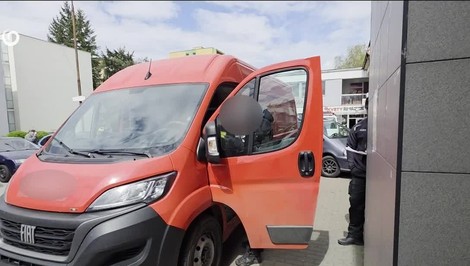 Zlodej sa do zamknutého auta dostal za päť sekúnd. Odniesol si takmer dve tisíc eur