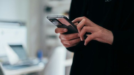 Minuloročný kráľ za polovicu? Prečo je teraz najlepší čas na kúpu špičkového smartfónu