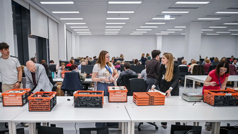 ONLINE: V Maďarsku sa začalo sčítavanie hlasov