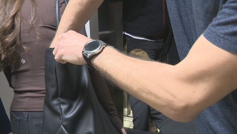 Zločin zblízka: Pozor na vreckových zlodejov - blokovačov