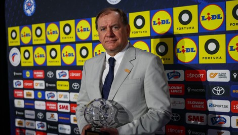 Návrat po štrnástich rokoch: Vladimír Weiss sa stal trénerom slovenskej reprezentácie