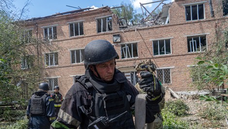 Rusko a USA sú blízko k „diplomatickému riešeniu“ vojny. Putinov vyslanec verí, že skončí do roka