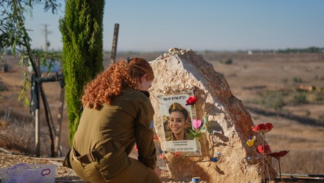 Izrael si pripomína tri roky od útokov Hamasu. Výročie sprevádzajú pietne akcie aj napätie