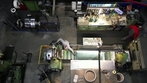 Zamestnanci si prilepšia kvôli legislatívnej chybe. Sviatok, ktorý nie je sviatkom, prináša 100 % príplatok