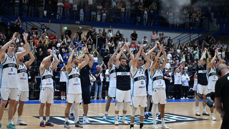 Slovenskí basketbalisti zdolali aj Kosovo a zostali stopercentní