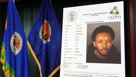 Speváka D4vda obvinili z vraždy. Telo 14-ročnej obete našli rozštvrtené v jeho aute