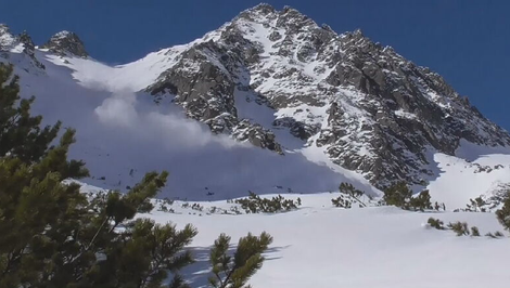 Varovania sa naplnili: Mladý pár prežil pád dvoch lavín v Tatrách