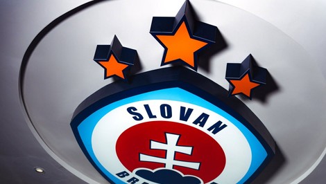 Novým trénerom futbalistov Slovana Bratislava sa stal Yaya Toure