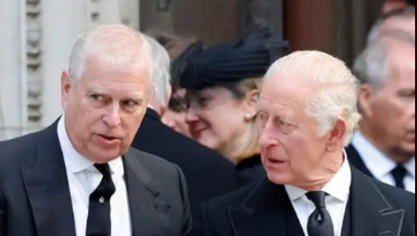 Bývalý britský princ mal väzby na Epsteina. Teraz žaluje políciu
