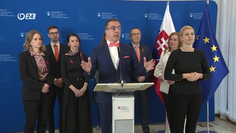 Štát podporí bezpečné ženské domy: Na pomoc obetiam násilia dá 1,5 milióna eur