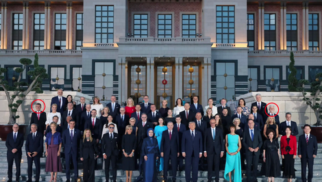 Na summite NATO vznikla nezvyčajná situácia. Fotka Babiša a Pavla hovorí za všetko