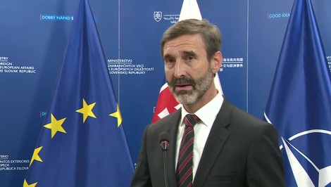 Slovensko podporuje diskusie o vyradení dvoch ruských miliardárov zo sankčného zoznamu EÚ, uviedol Blanár