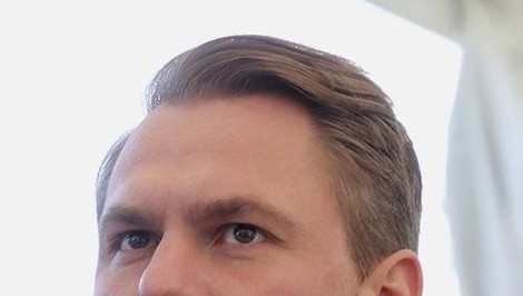 Kravčenko odišiel z Ukrajiny uprostred vyšetrovania korupčného škandálu