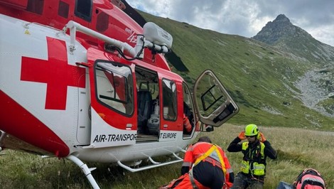 Pád v Západných Tatrách: Poľský turista sa zrútil zo svahu, zachraňoval ho vrtuľník