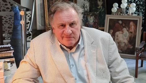 Lásku našiel v Prahe! Depardieu (77) má po boku krásnu a výrazne mladšiu Češku!