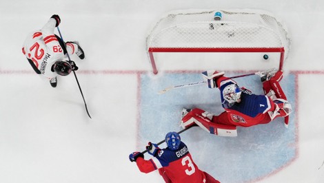 Veľká rana na úvod turnaja. Česi padli s Kanadou 0:5