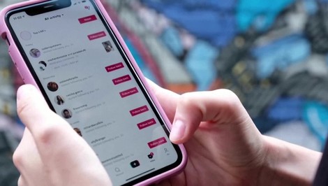 EÚ viní TikTok z ohrozovania detí na platforme. Čínskej sieti hrozí vysoká pokuta