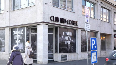 Neznámy páchateľ prepadol herňu v Košiciach a odniesol si desiatky tisíc eur