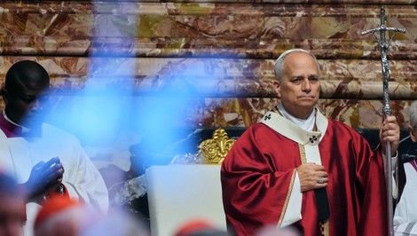 Sexuálne zneužívanie kňazom: Pápež Lev XIV. sľubuje spravodlivý proces a myslí na obete