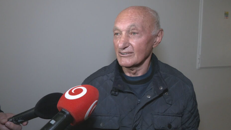 Omyl, ktorý bolí aj po 6 rokoch. František žiada spravodlivosť po operácii nesprávneho kolena