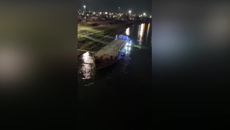 Tragický večer na Dunaji: Muž sa rozhodol ukončiť svoj život skokom z mosta