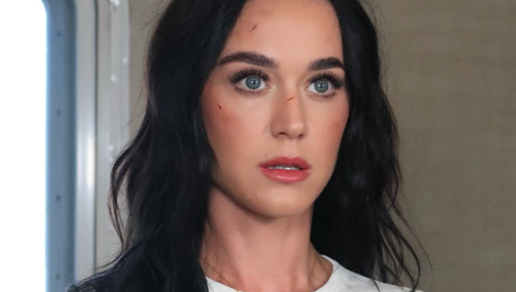 Katy Perrry to skúšala aj na ďalšiu známu herečku! Divoká noc a nevhodné dotyky!