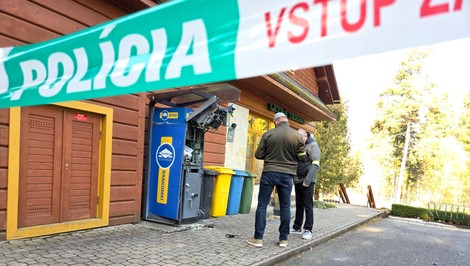 Nočný výbuch v Demänovskej doline: Zlodeji odpálili bankomat a ušli