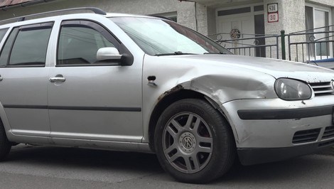Nabúral im auto a ušiel. Po reportáži sa vodič priznal, rodina zažila nečakanú vlnu solidarity