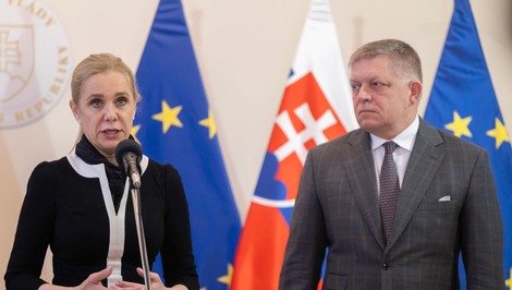 Fico pritvrdil voči Sakovej: Ak bude „torpédovať“ jadrový projekt, využije svoje právomoci