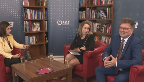 Analýzy 24: Každá chyba, ktorá sa tam mohla stať, sa stala, tvrdí Horecký na margo ePrihlášok