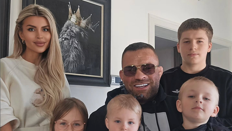 KONIEC idylky Vémolovcov?! Karlos a Lela sa rozišli, ich verzie kto ukončil vzťah sa ale líšia!