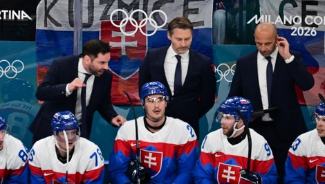 Slovensko PREHRÁVA 0:3