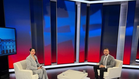 Politika 24: Šutaj Eštok hovorí o zákaze sociálnych sietí pre deti do 15 rokov