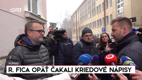 Z Ficovej prednášky odišli študenti predčasne. Štrngali kľúčmi a držali ukrajinskú vlajku