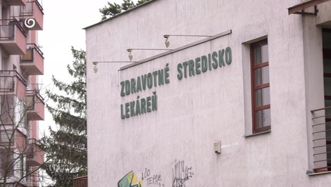 Páchateľ s nožom prepadol lekáreň vo Zvolene. Do hodiny ho zadržala polícia