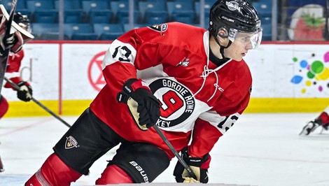 Slovenským mladíkom sa v zámorskej juniorke darilo, hrdinom TOMÍK a KAZDA