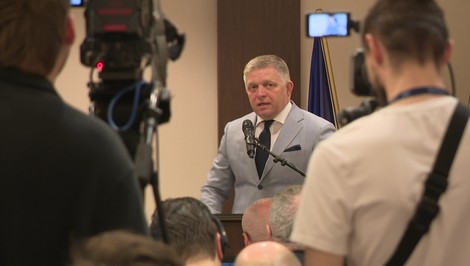 Spor o dane eskaluje: Fico obvinil živnostníkov z neplatenia
