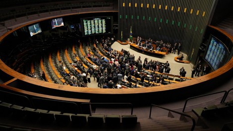 Len 2 minúty diskusie: Brazília sprísnila práva na interrupciu pre maloleté obete znásilnenia
