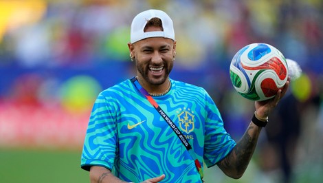 NEYMAR sa stane päťnásobným otcom, chýbať bude aj v druhom zápase MS