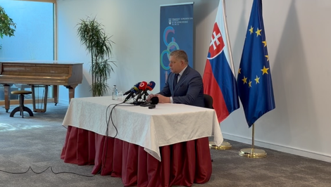 Fico po samite varuje pred ropným šokom. Opozícia hovorí o izolácii Slovenska