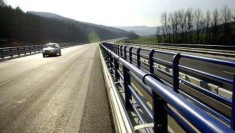 NDS začína s opravou R1 Badín – Sliač, zvýši tak bezpečnosť a životnosť vozovky