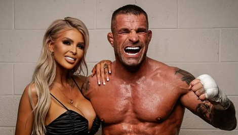 Vémolovci prišli dokazovať svoju lásku, no zrazu sa to zvrtlo! Karlos jasne ukázal, kde je Leline miesto!