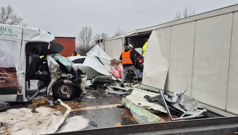 Nehoda na D1 paralyzovala dopravu. Pri hrozivej zrážke zahynula jedna osoba