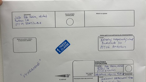Advokát Kubina tvrdí, že mu polícia poslala utajovaný dokument. Pýta sa, či nešlo o pascu