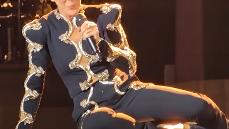 Chvíle strachu o svetovú divu: Náhly PÁD Céline Dion priamo na javisku!