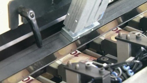 Ruské miliardy ostávajú v Európe: EÚ schválila zmrazenie ruských aktív väčšinovým hlasovaním