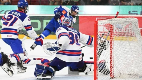 Slovenská osemnástka v generálke na Hlinka Gretzky Cup podľahla USA